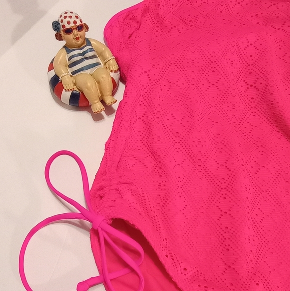 🆕Brand New! High Neck Crochet Overlay & Drawstring Hip Pink Women's Swimsuit 2X - Picture 2 of 11